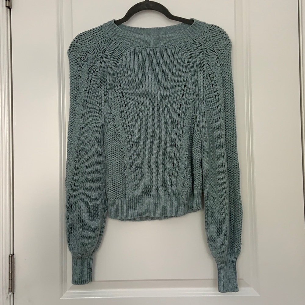 American Eagle Sweater - Picture 1 of 3